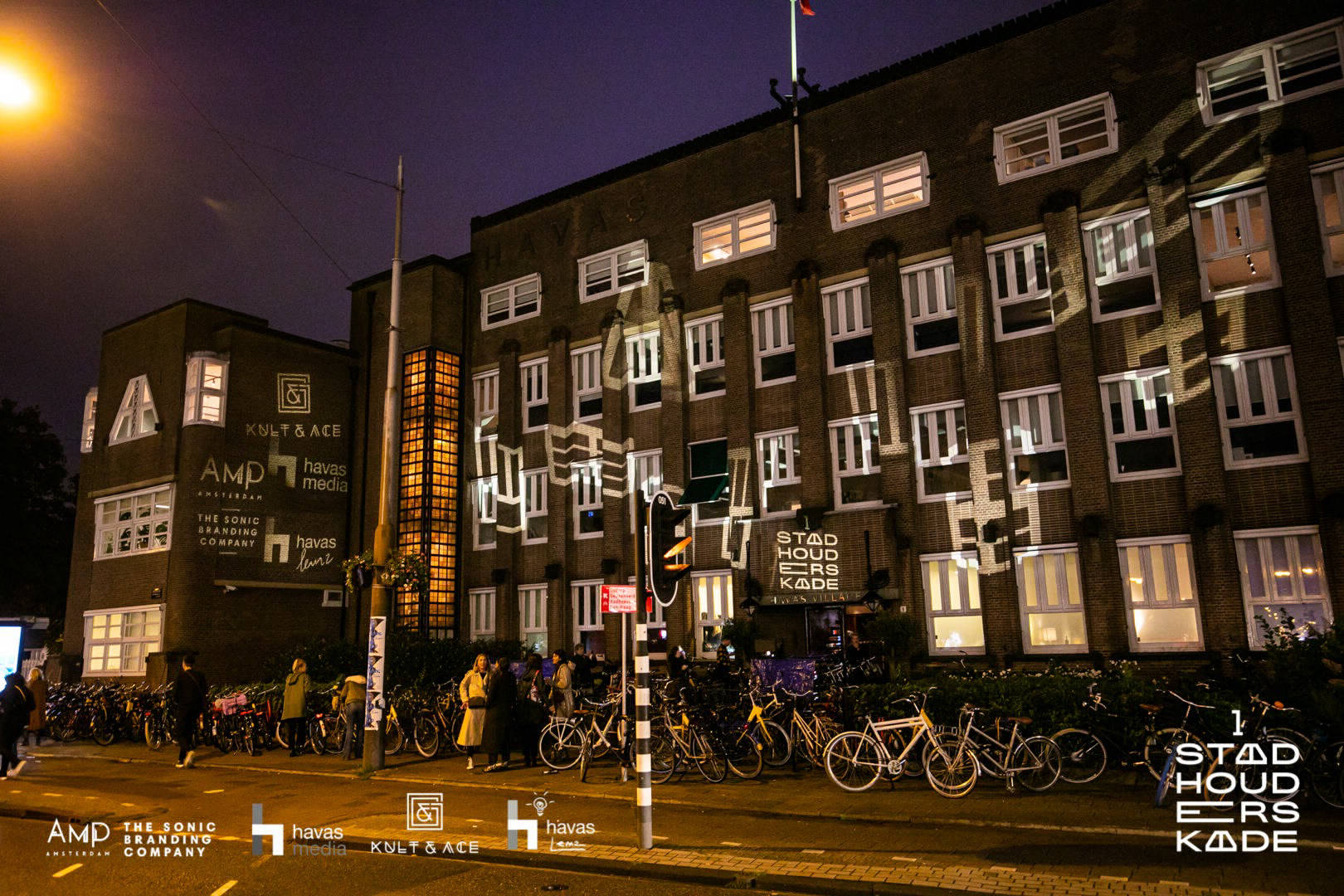 ADNIGHT, 1stadthouderskade, buiten, projecties, visuals, judocus, slidesinmotion, amsterdam, 2019